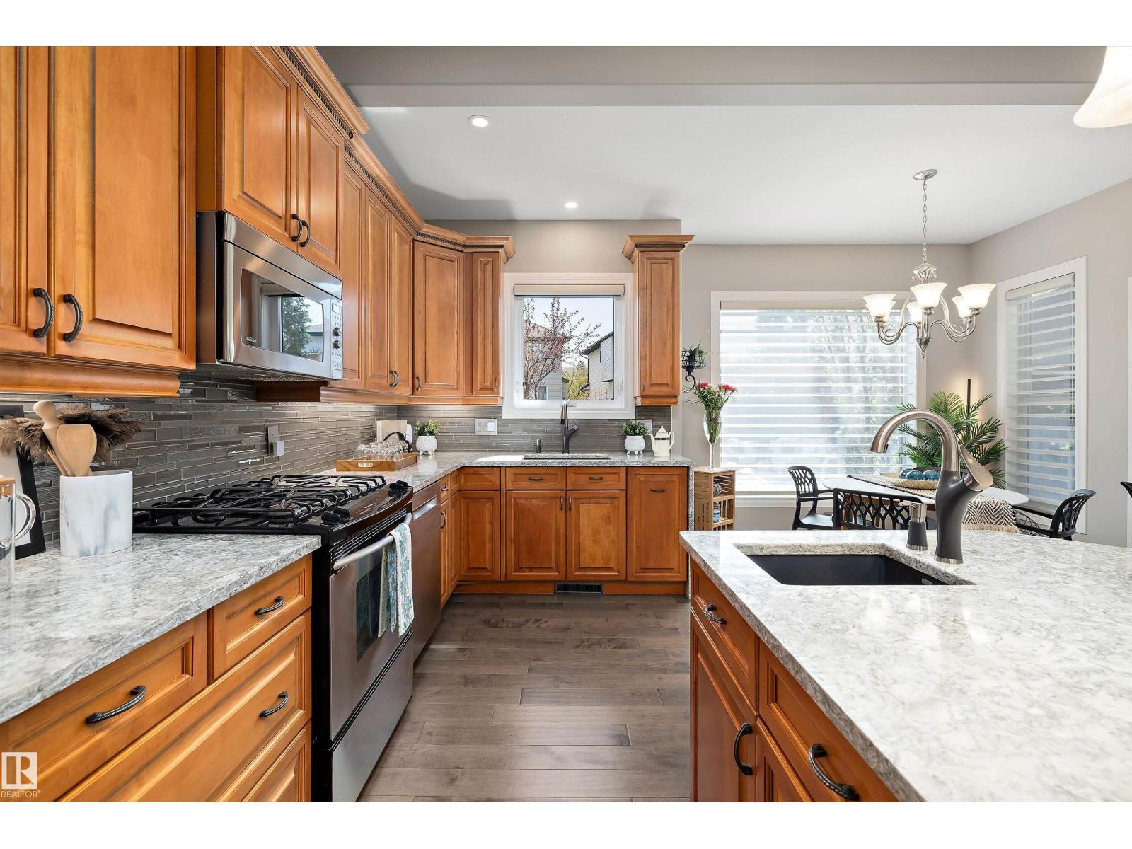 2311 BAILEY CO SW, Edmonton