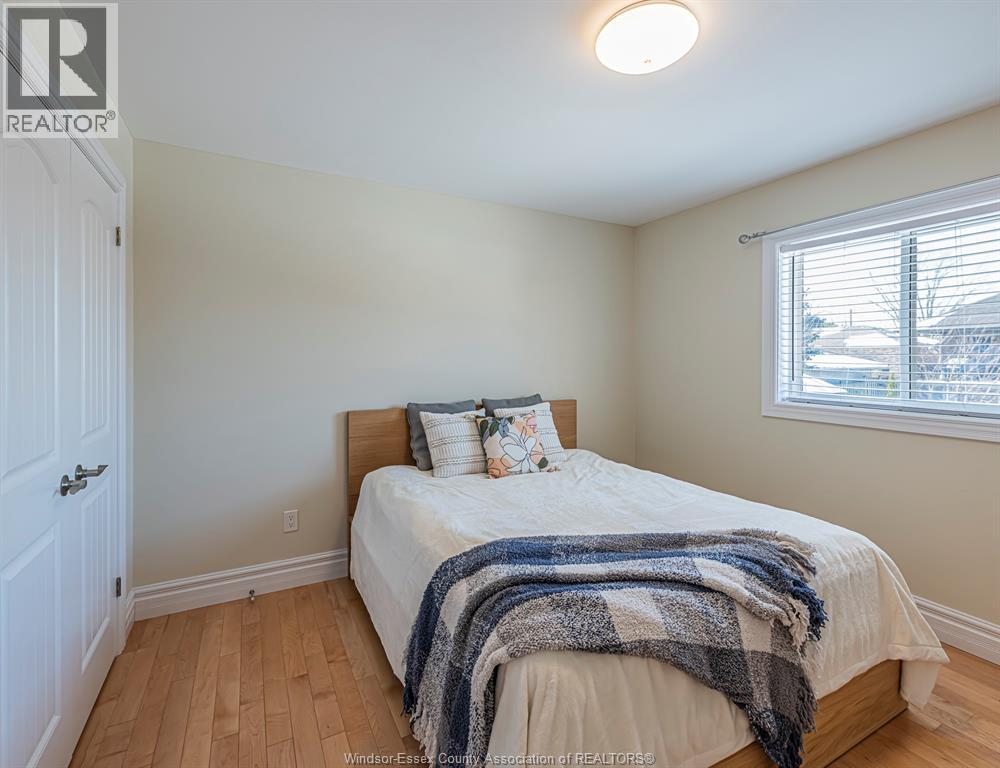 4001 COSENZA STREET - 22