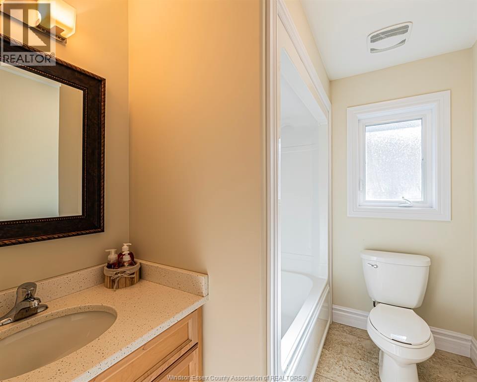 4001 COSENZA STREET - 24