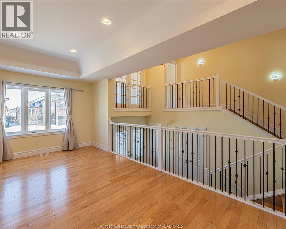 4001 COSENZA STREET - 5