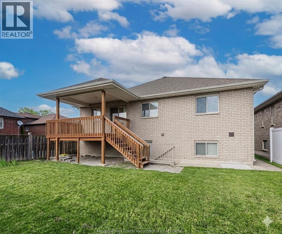 4001 COSENZA STREET, Windsor, Ontario, N9G0A5 — Photo 34