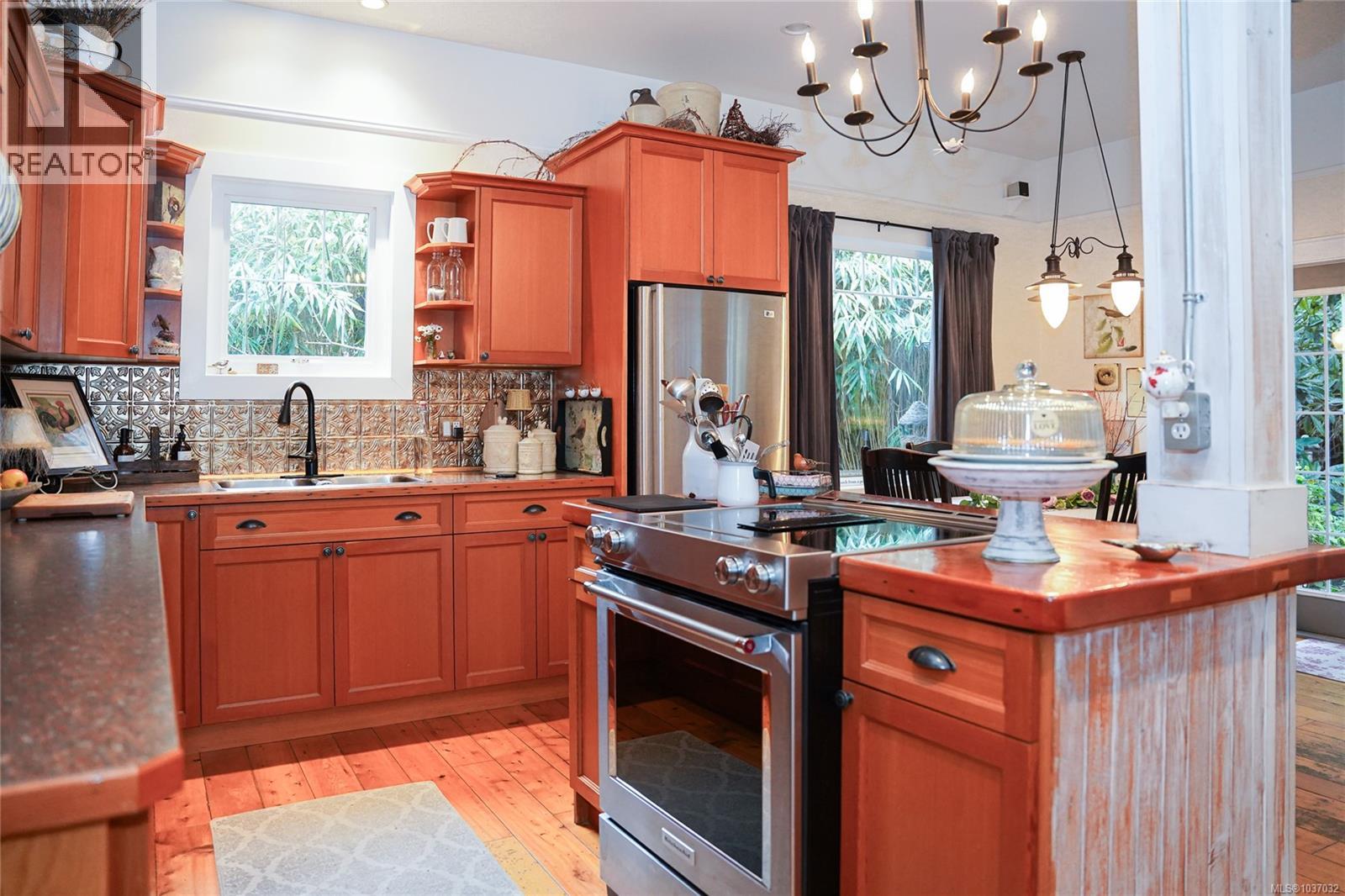 814 Hereward Rd - 10