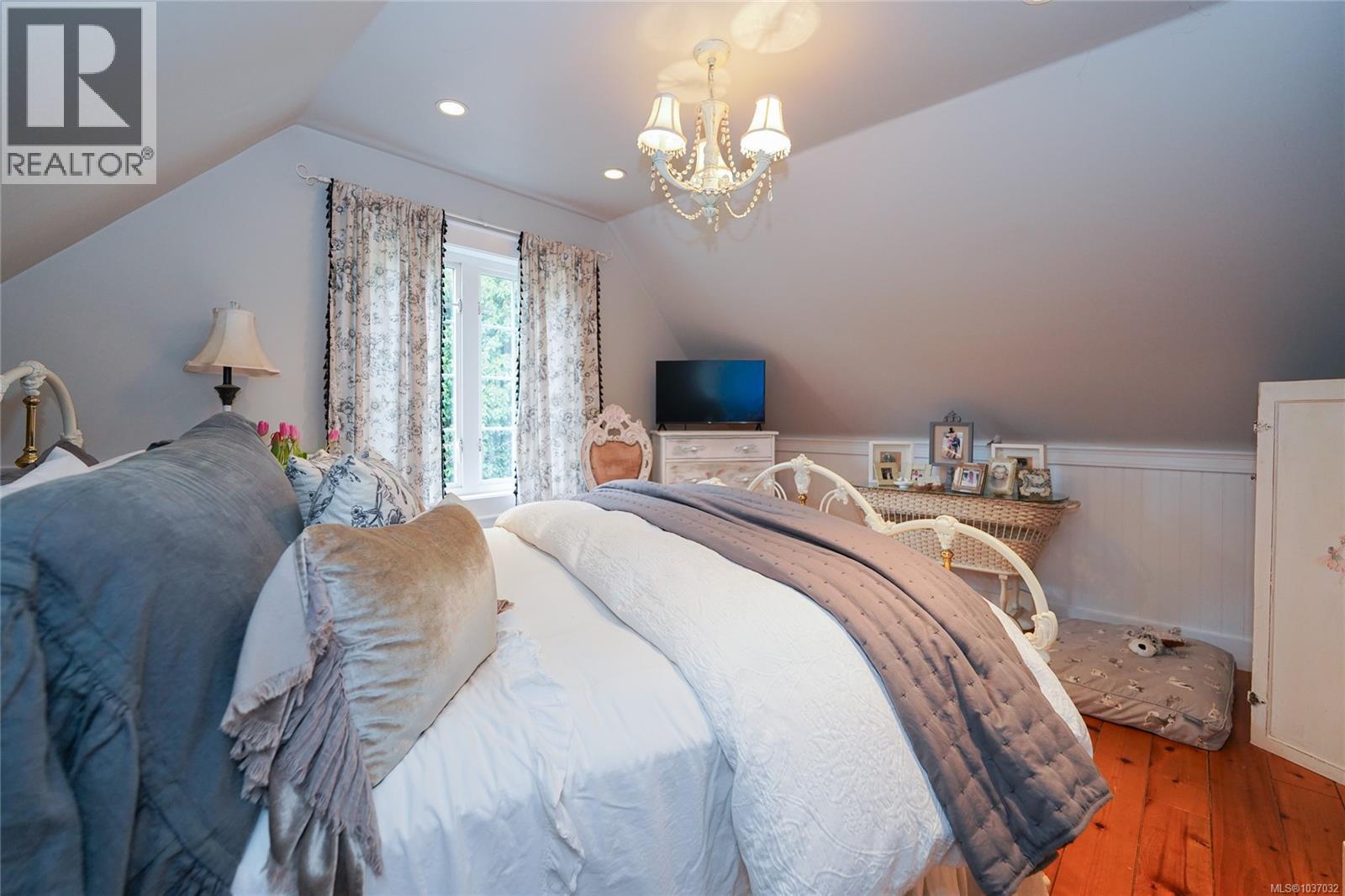 814 Hereward Rd - 26