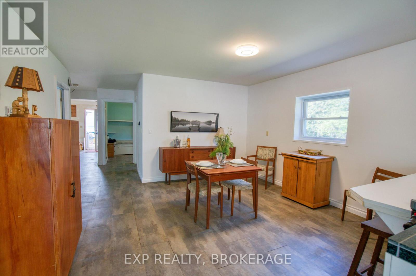 371 SHERBROOKE DRIVE - 10
