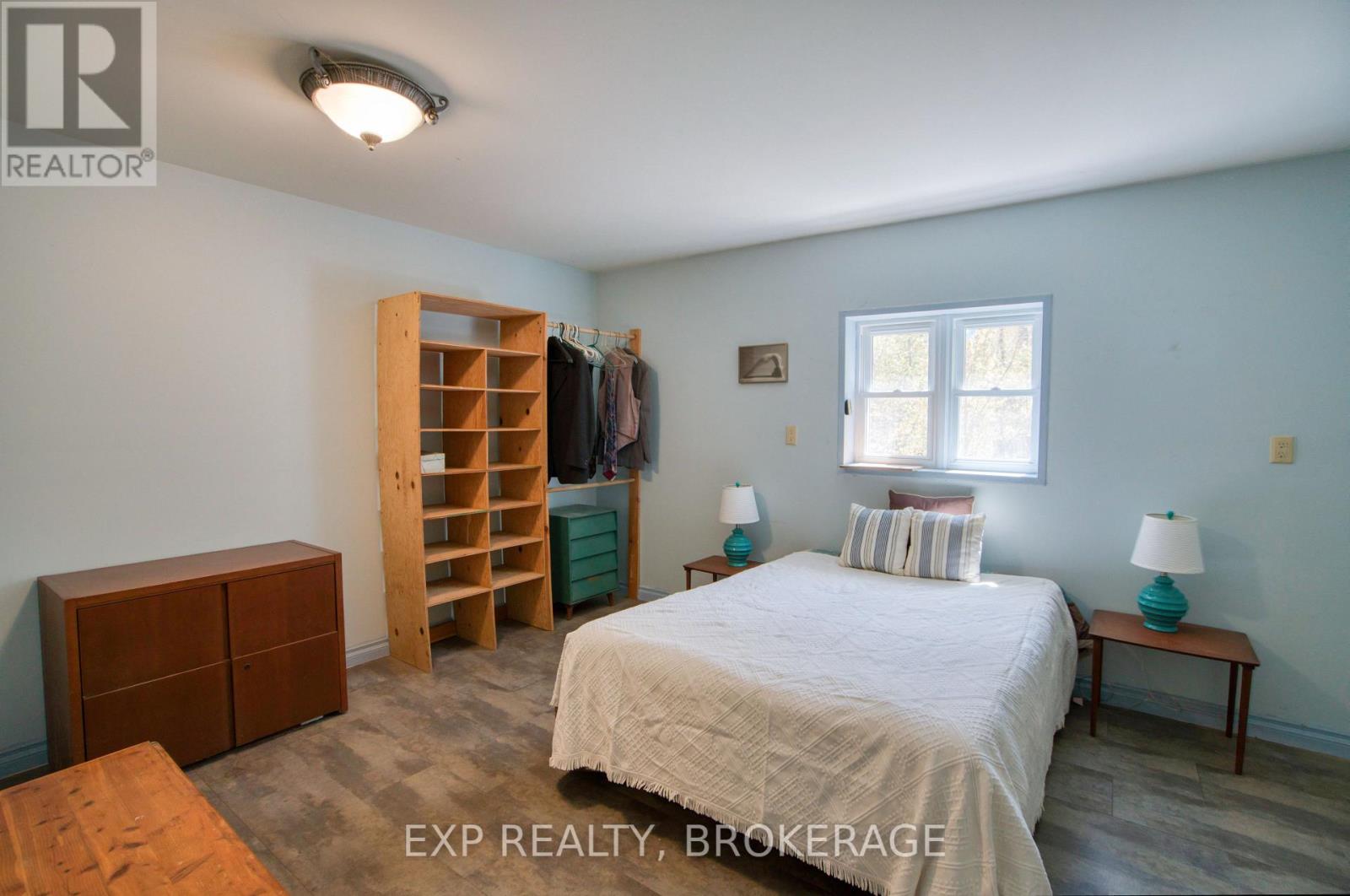371 SHERBROOKE DRIVE - 13
