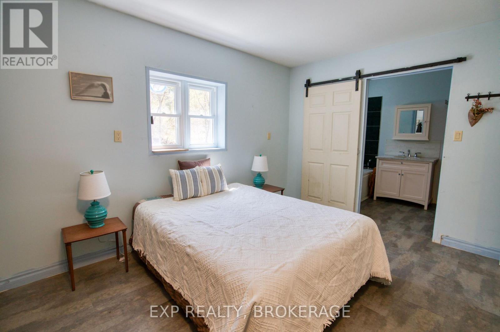 371 SHERBROOKE DRIVE - 14
