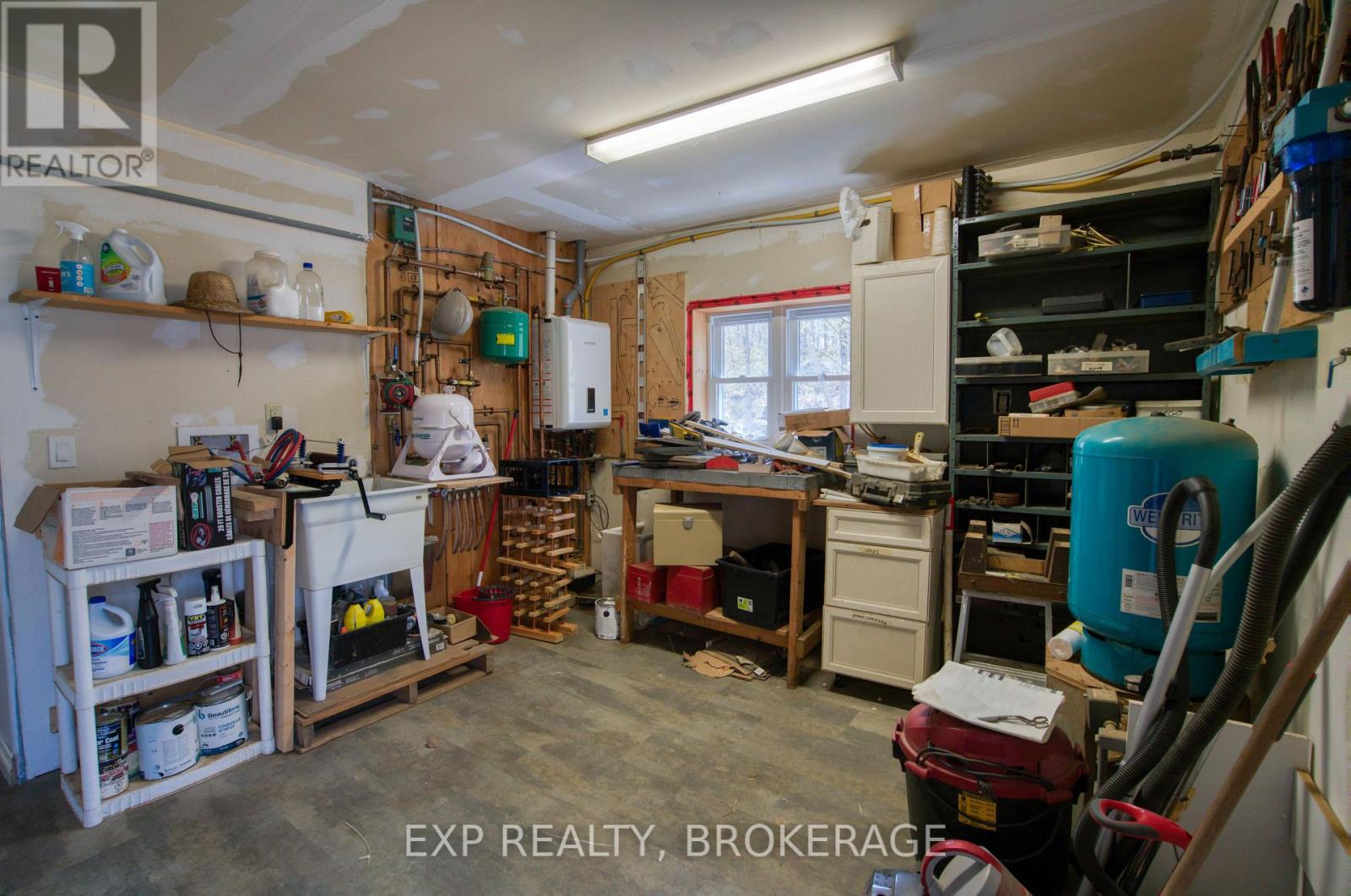 371 SHERBROOKE DRIVE - 21
