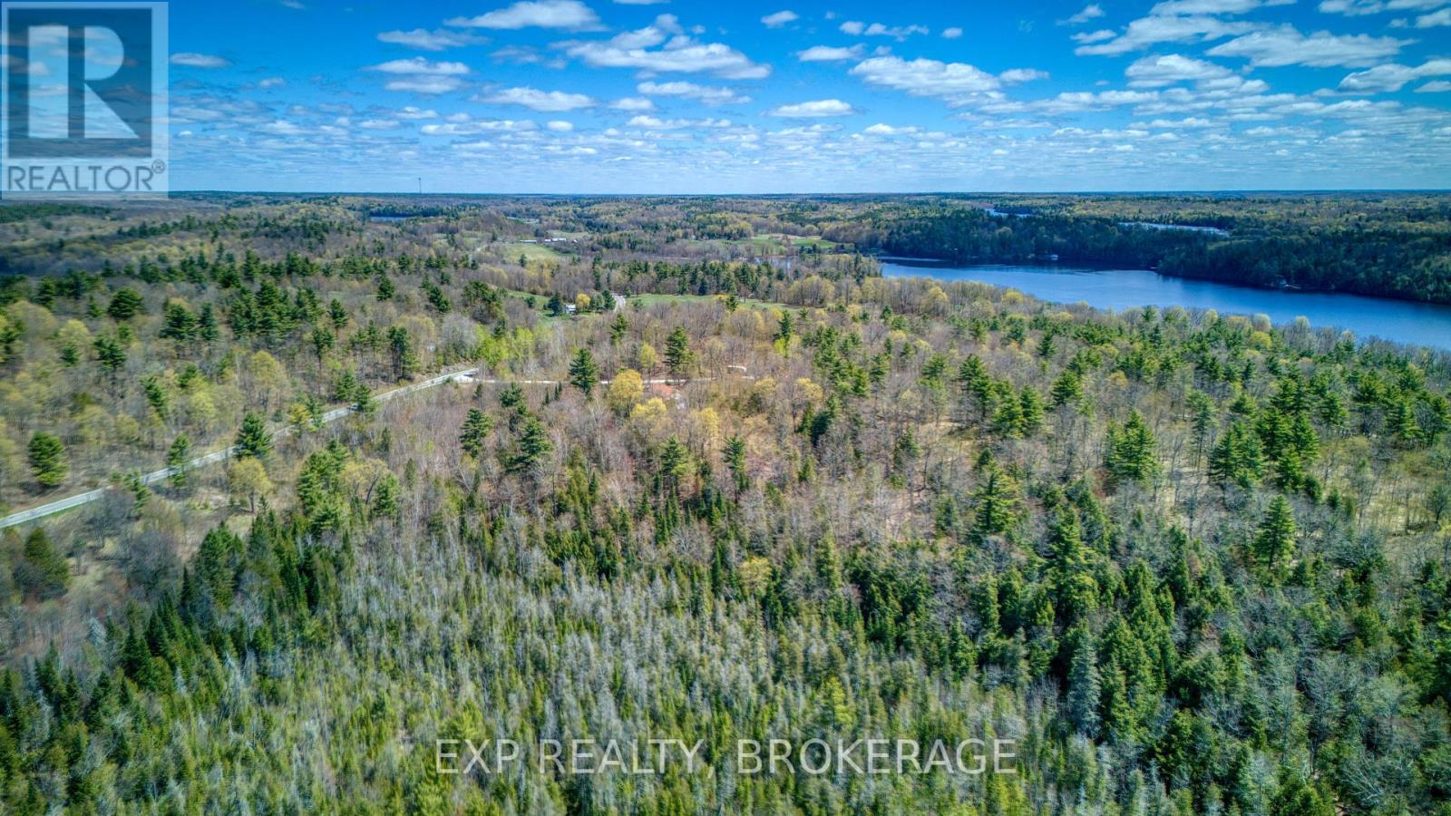 371 SHERBROOKE DRIVE - 35