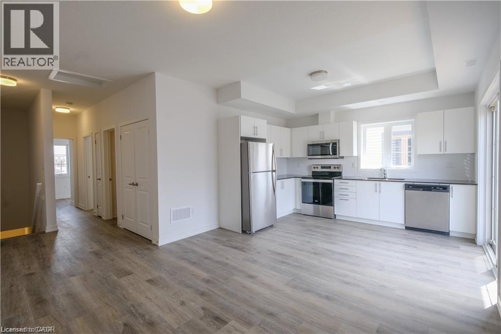 205 WEST OAK Trail Unit# 58, Kitchener, Ontario, N2R0R9 — Photo 15