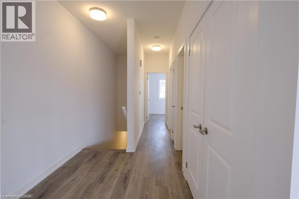 205 WEST OAK Trail Unit# 58, Kitchener, Ontario, N2R0R9 — Photo 16