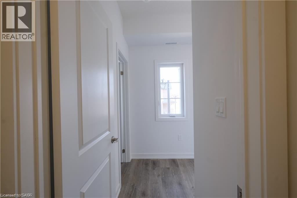 205 WEST OAK Trail Unit# 58, Kitchener, Ontario, N2R0R9 — Photo 20