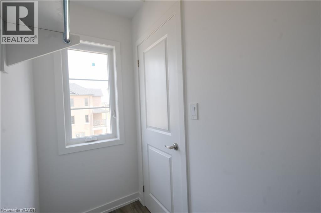 205 WEST OAK Trail Unit# 58, Kitchener, Ontario, N2R0R9 — Photo 26