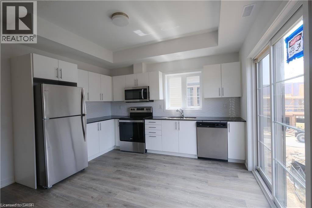 205 WEST OAK Trail Unit# 58, Kitchener, Ontario, N2R0R9 — Photo 6