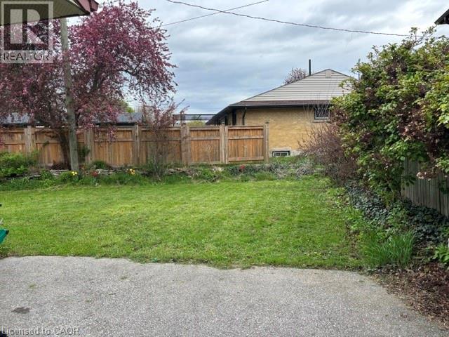 35 HIGHMAN Avenue, Cambridge, Ontario, N1R3L8 — Photo 3