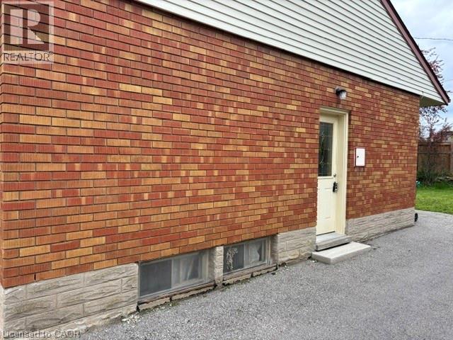 35 HIGHMAN Avenue, Cambridge, Ontario, N1R3L8 — Photo 5