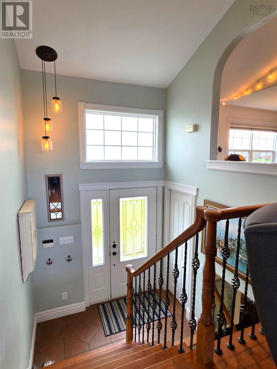 Property 22 of 32 of 34 Lakeridge Crescent