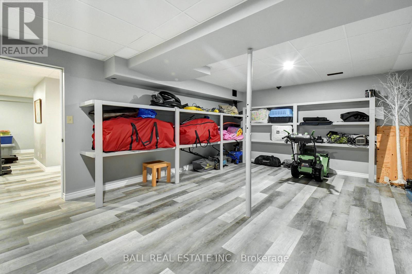 114 PENINSULA ROAD - 29
