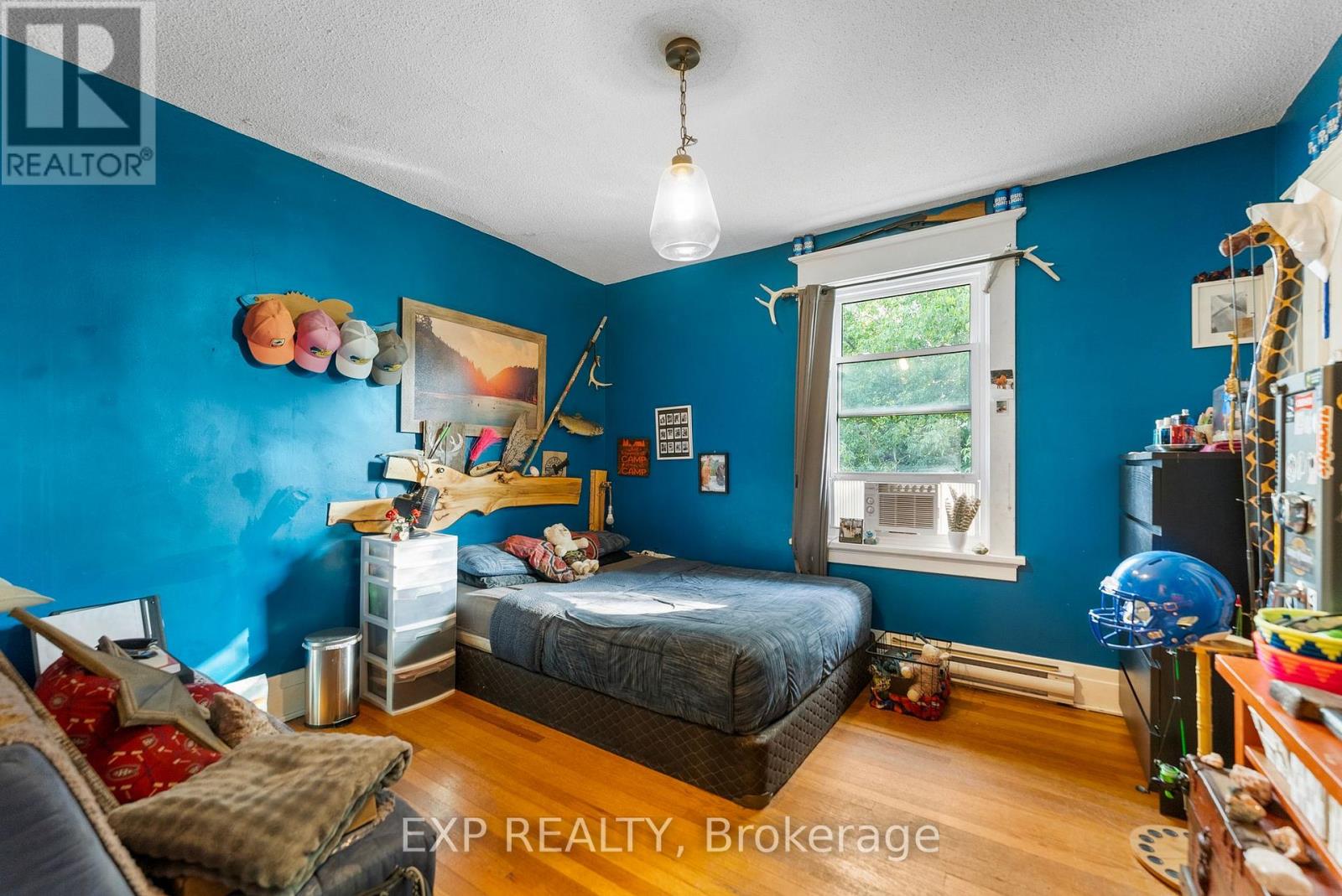 Five Plus Bedroom for Rent in Ottawa – 48 HALL AVENUE E, Ottawa – By Peter Sagos - Image 27