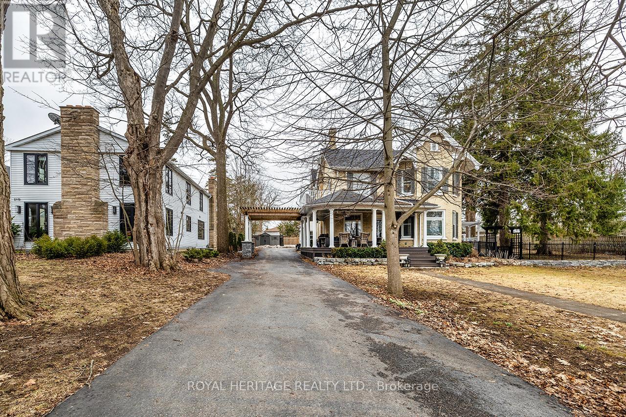 220 COCHRANE STREET - 2