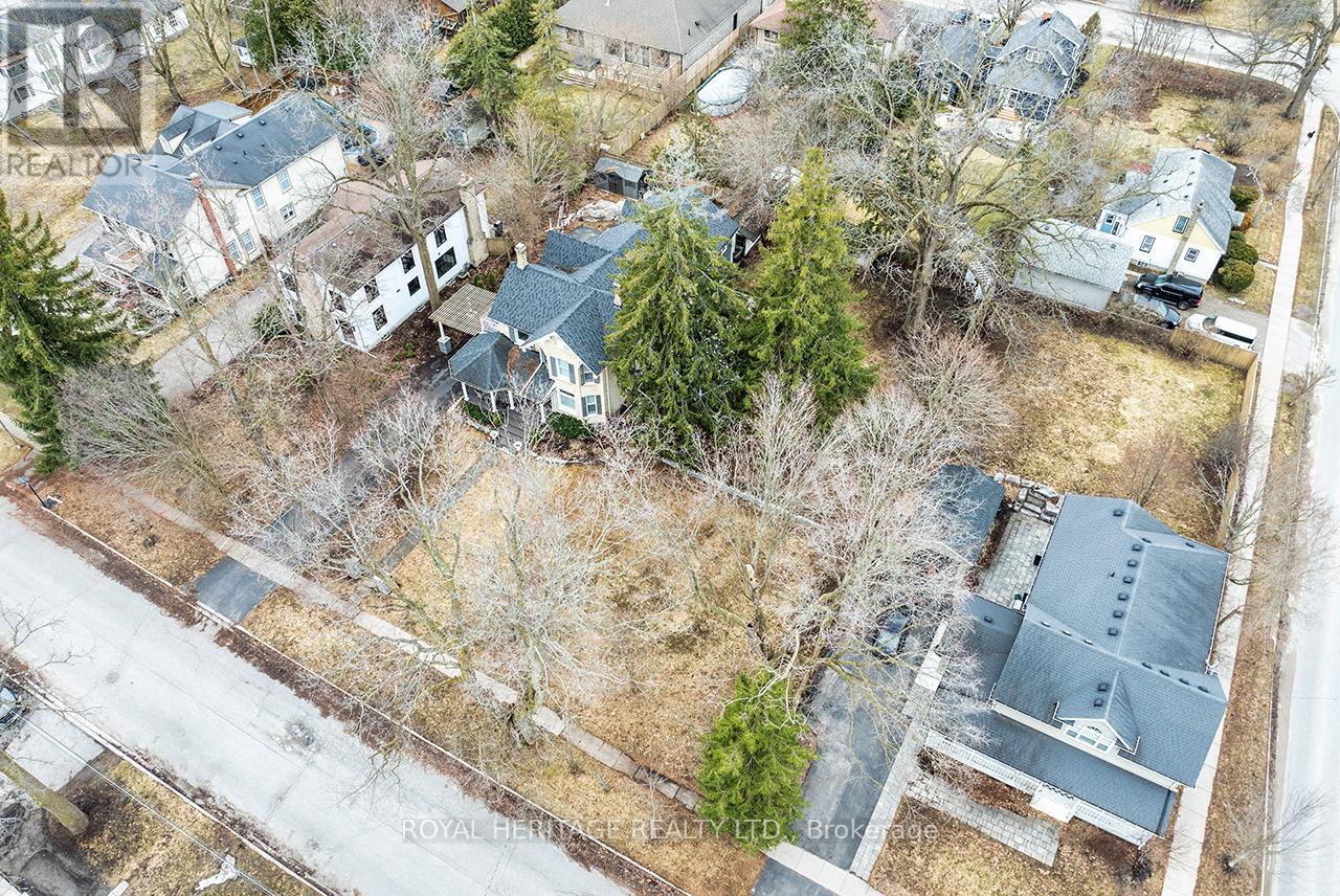 220 COCHRANE STREET - 45