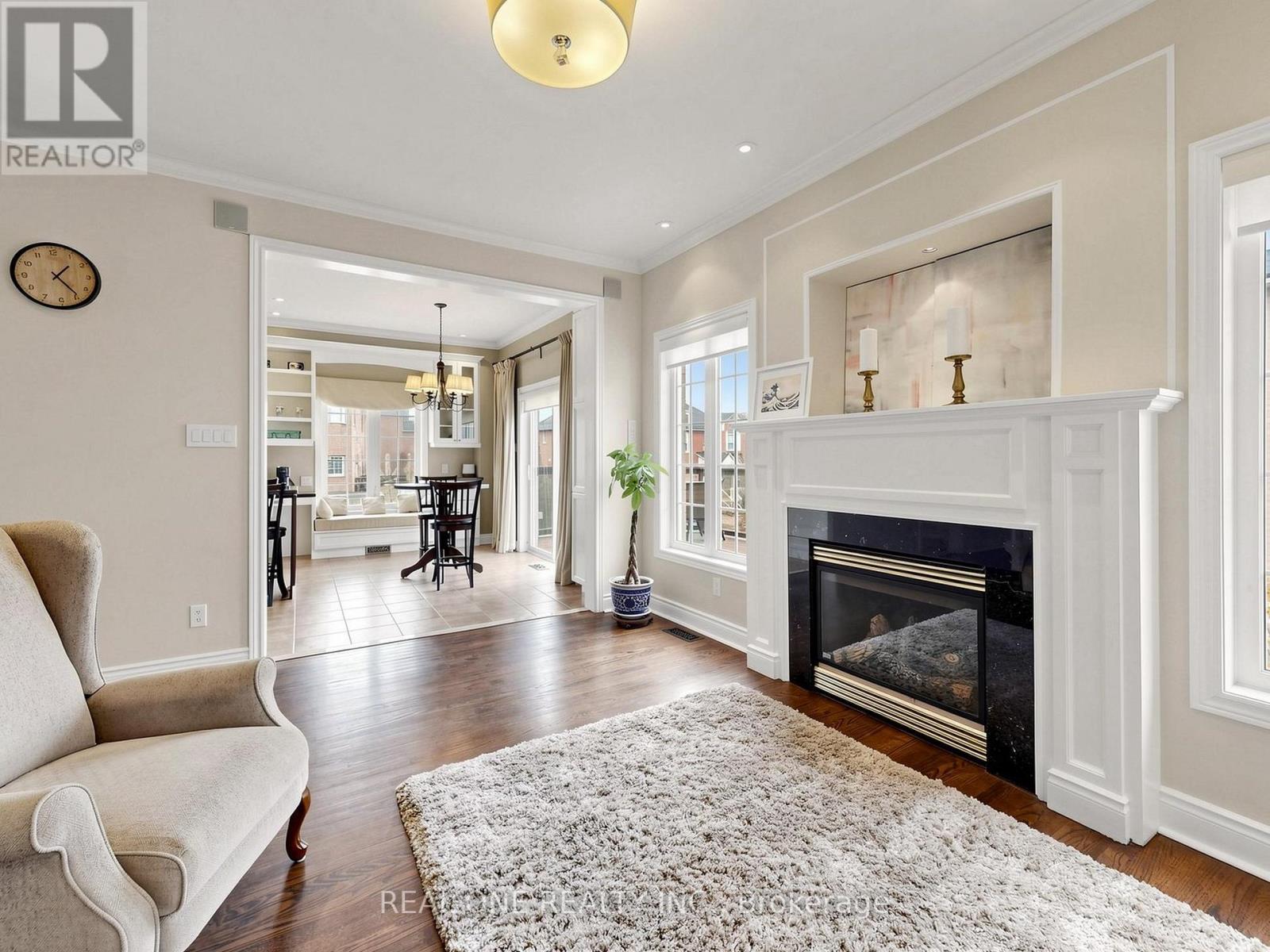 37 TRISH DRIVE - 4