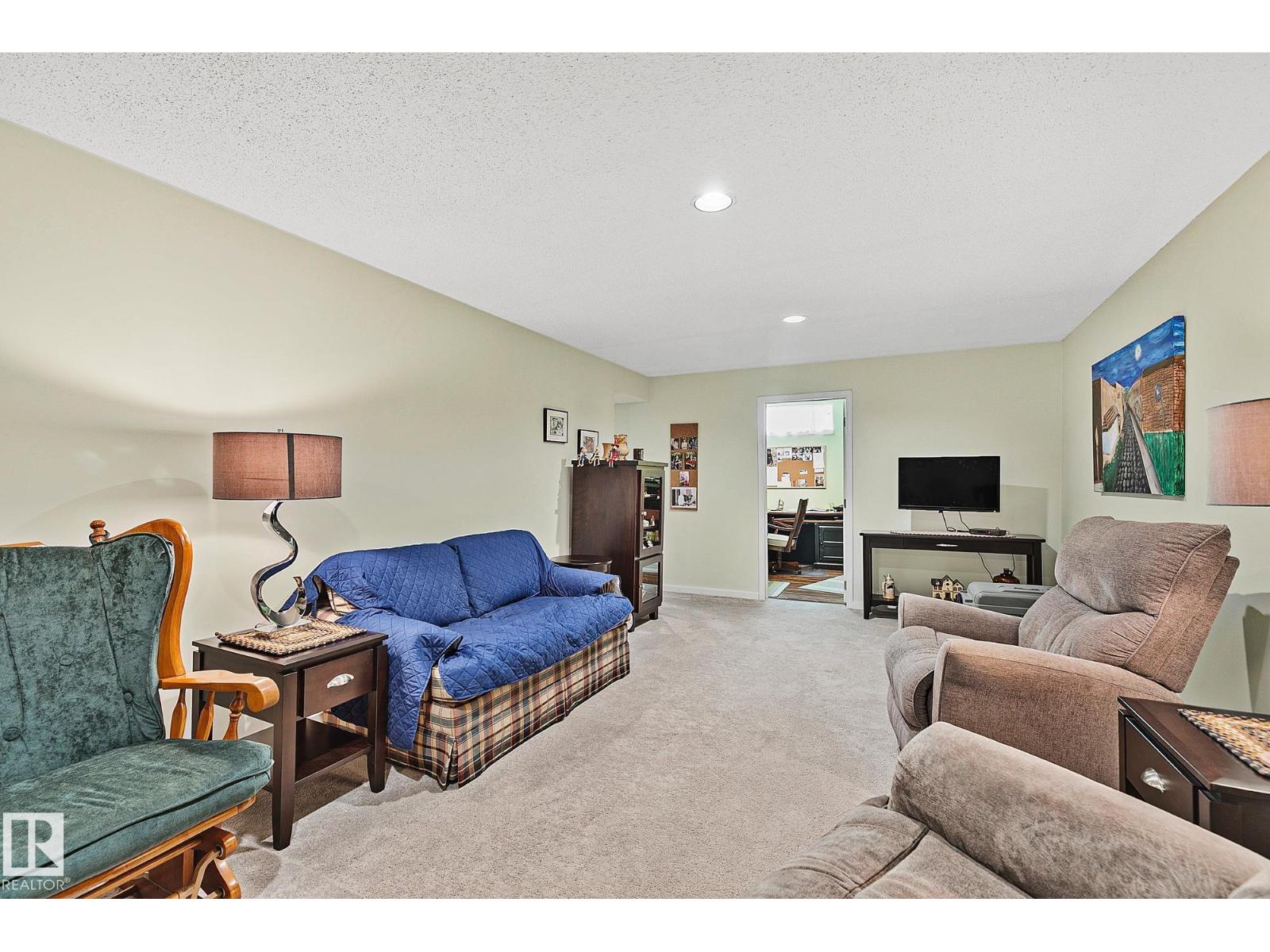 4704 109 AV NW, Edmonton