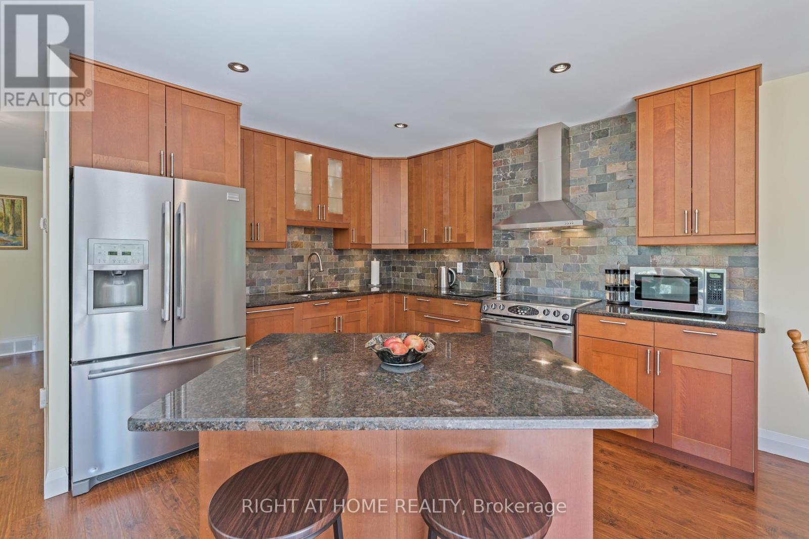 68 EWING STREET - 15
