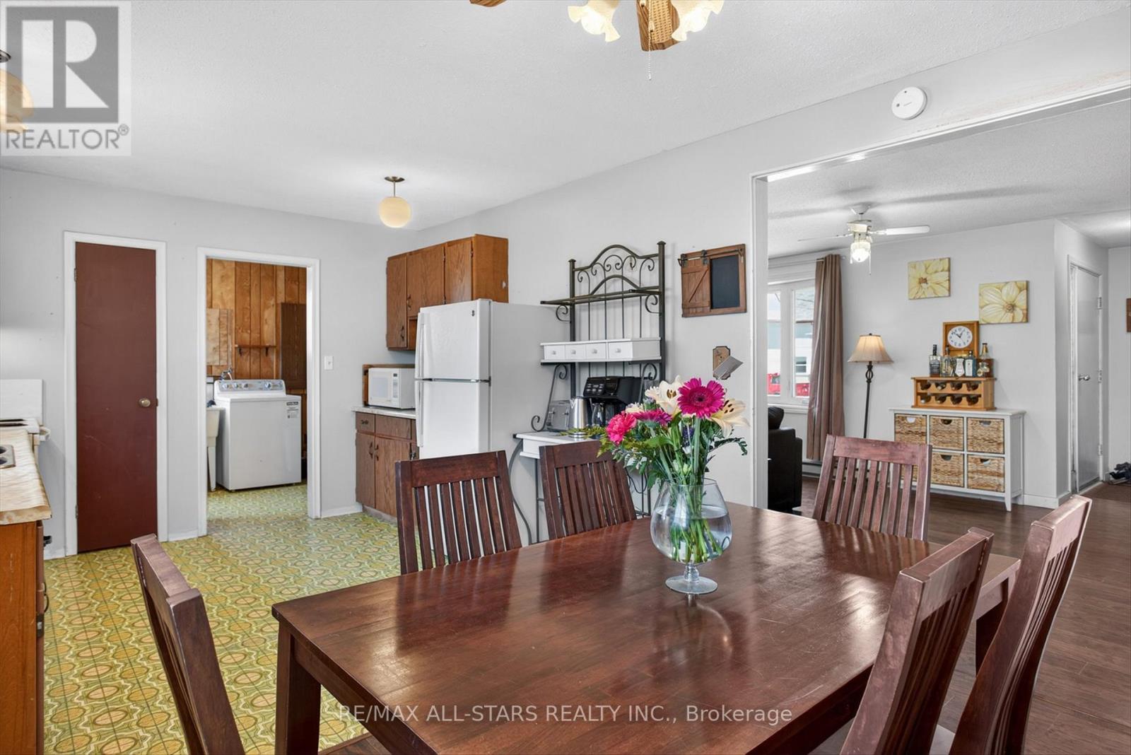 38 ELLIOT STREET - 11
