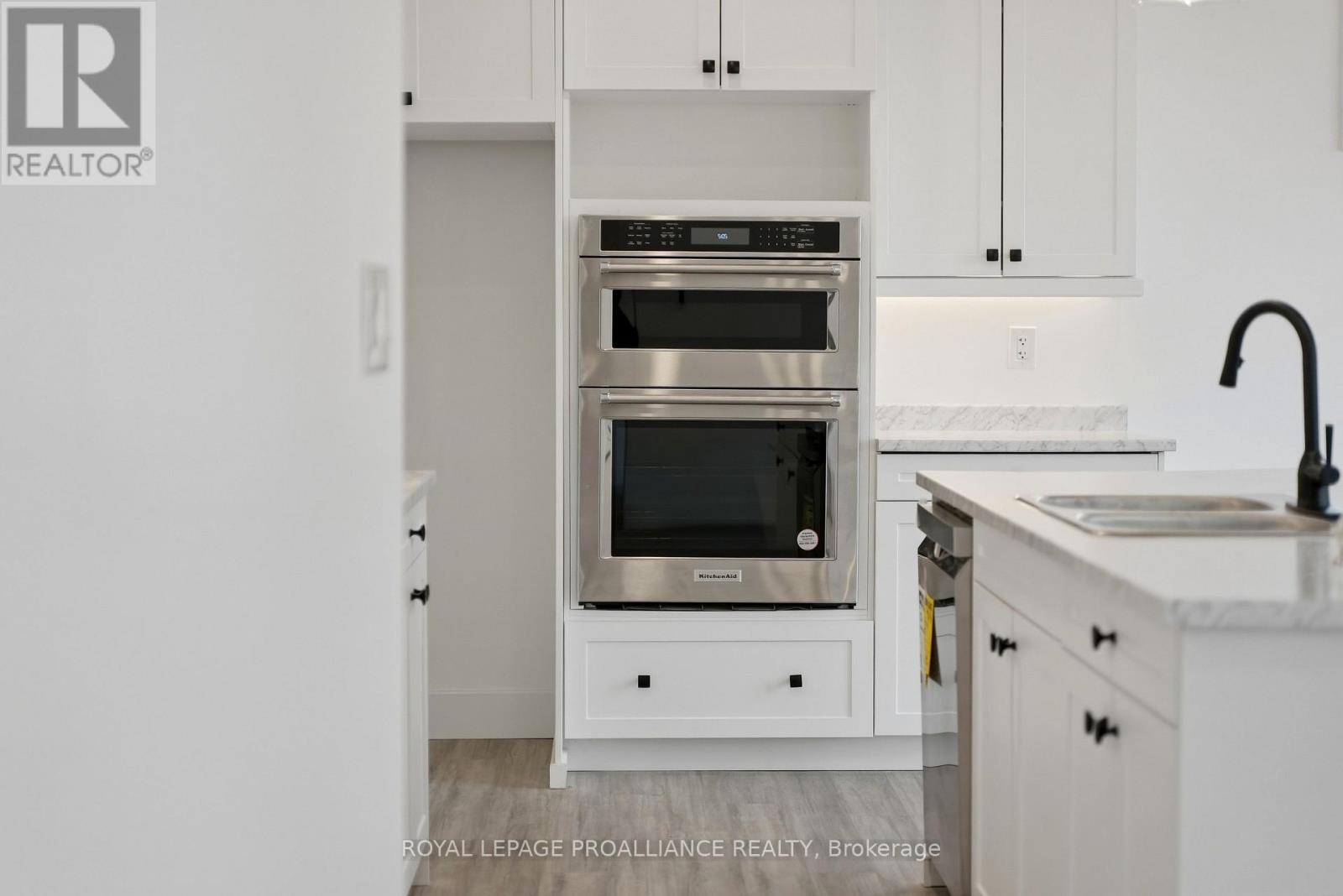 76 WINDSOR AVENUE - 14