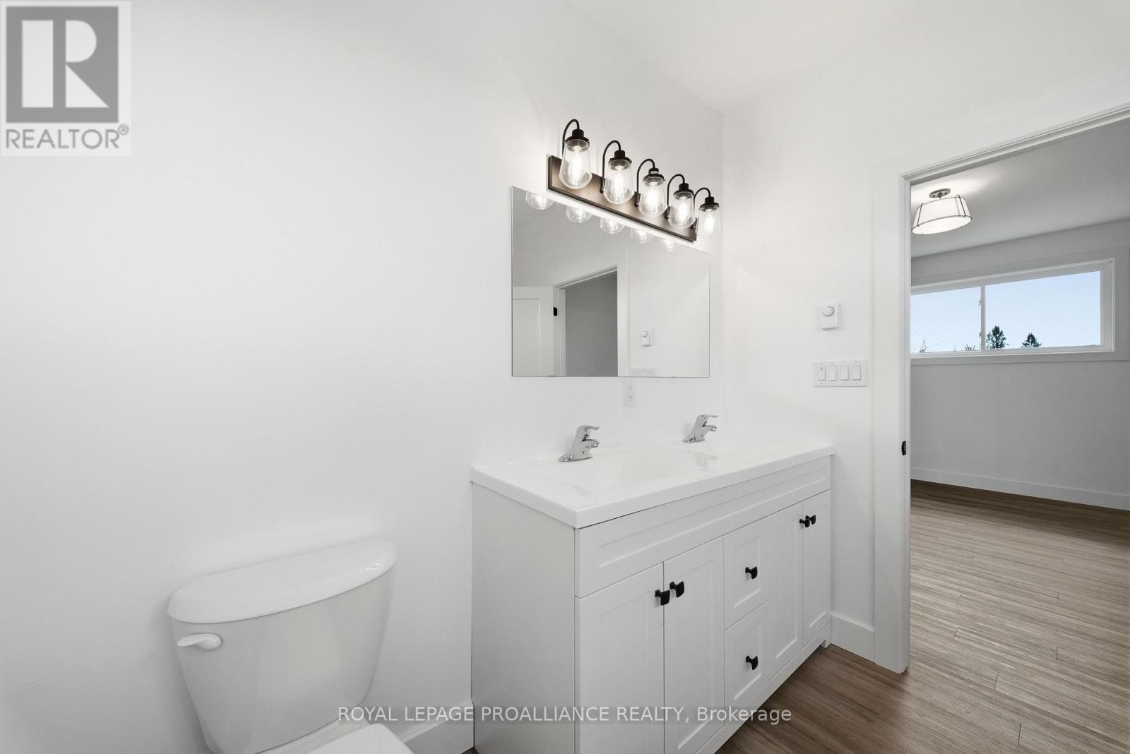 76 WINDSOR AVENUE - 30