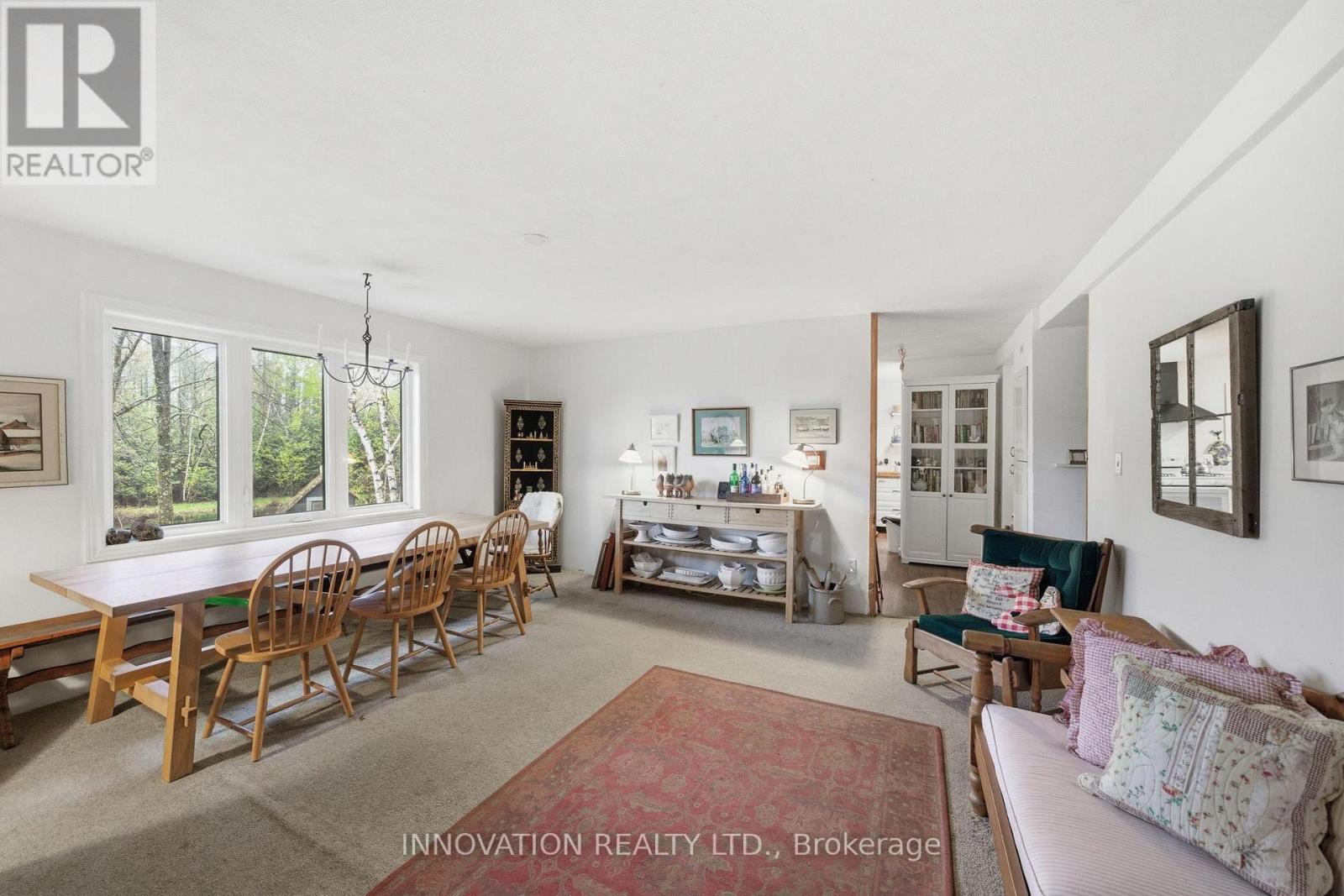 6922 FLEWELLYN ROAD - 18