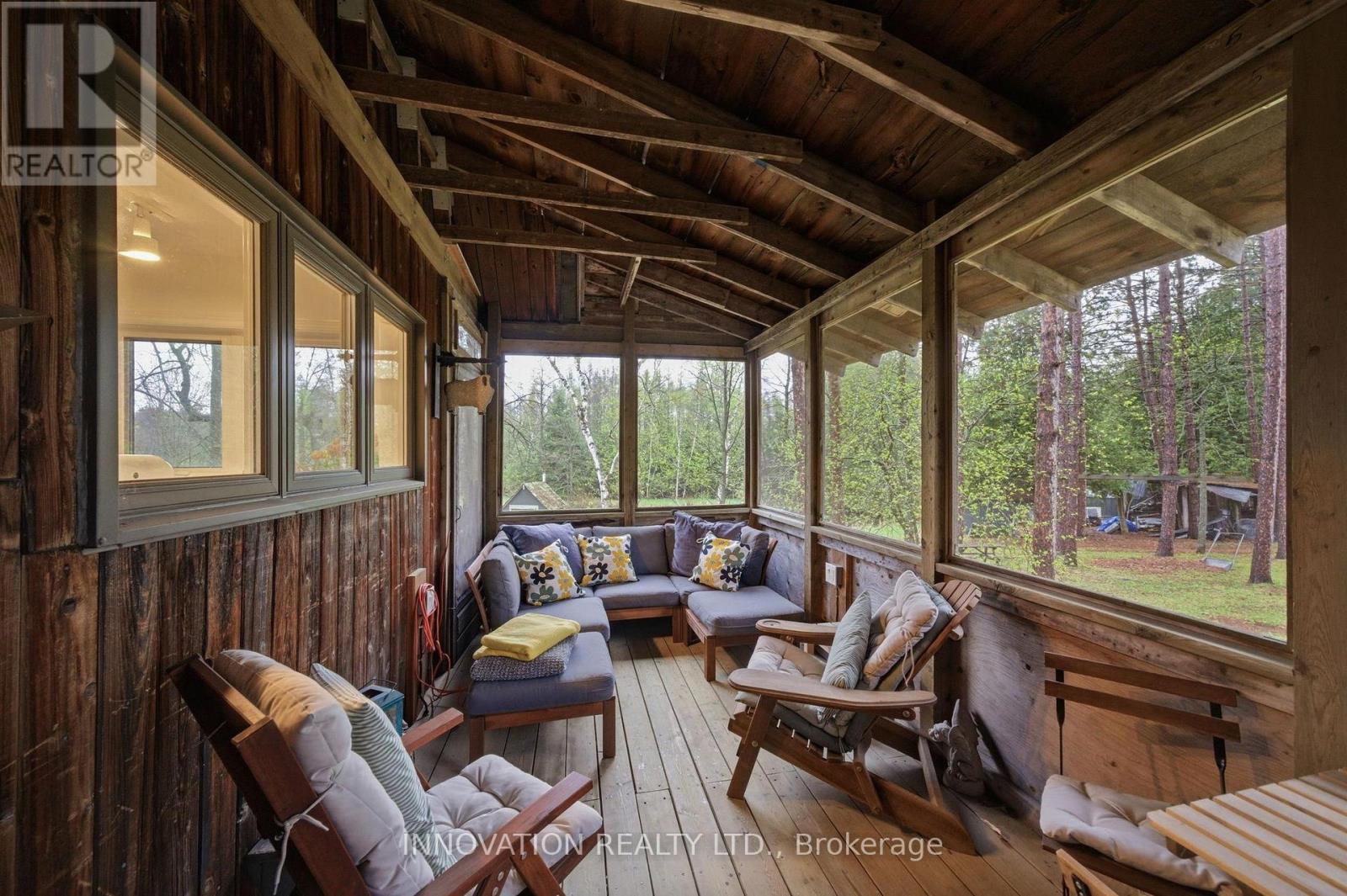 6922 FLEWELLYN ROAD - 5