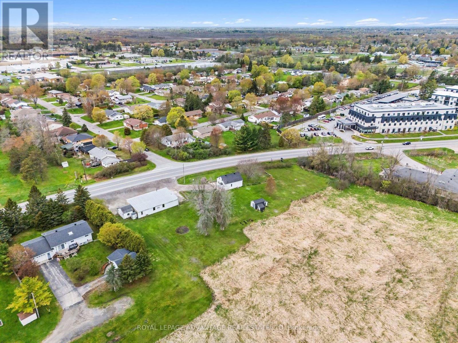 3004 RIDEAU FERRY ROAD - 44