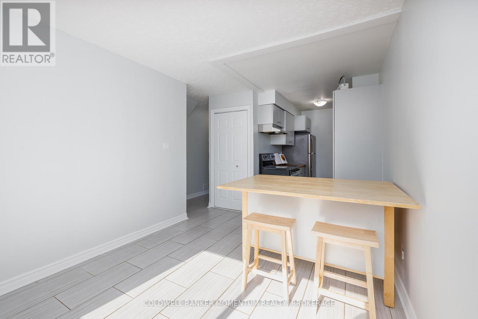#42 185 DENISTOUN STREET - 10