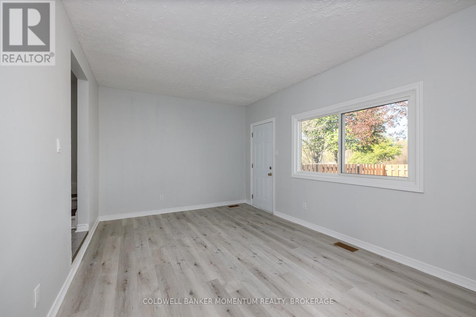 #42 185 DENISTOUN STREET - 17
