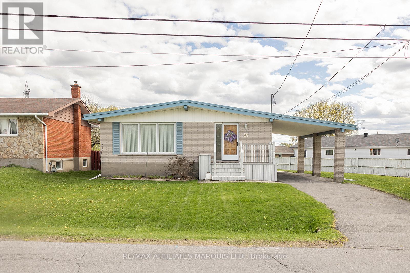 304 BALMORAL AVENUE