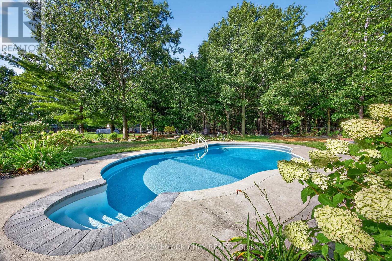 51 MARY JANE ROAD - 38
