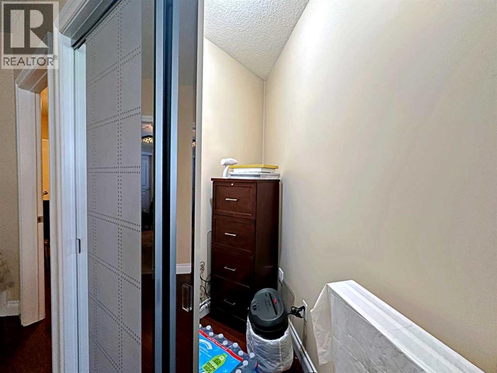 10110 Fraser Avenue, Fort McMurray