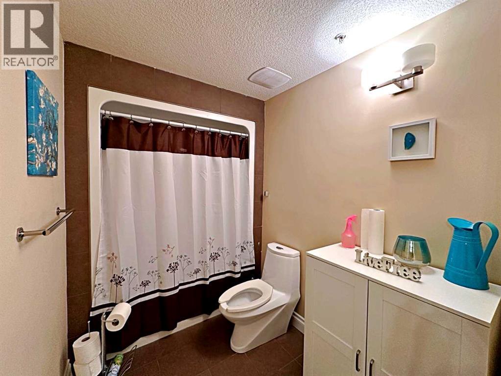10110 Fraser Avenue, Fort McMurray