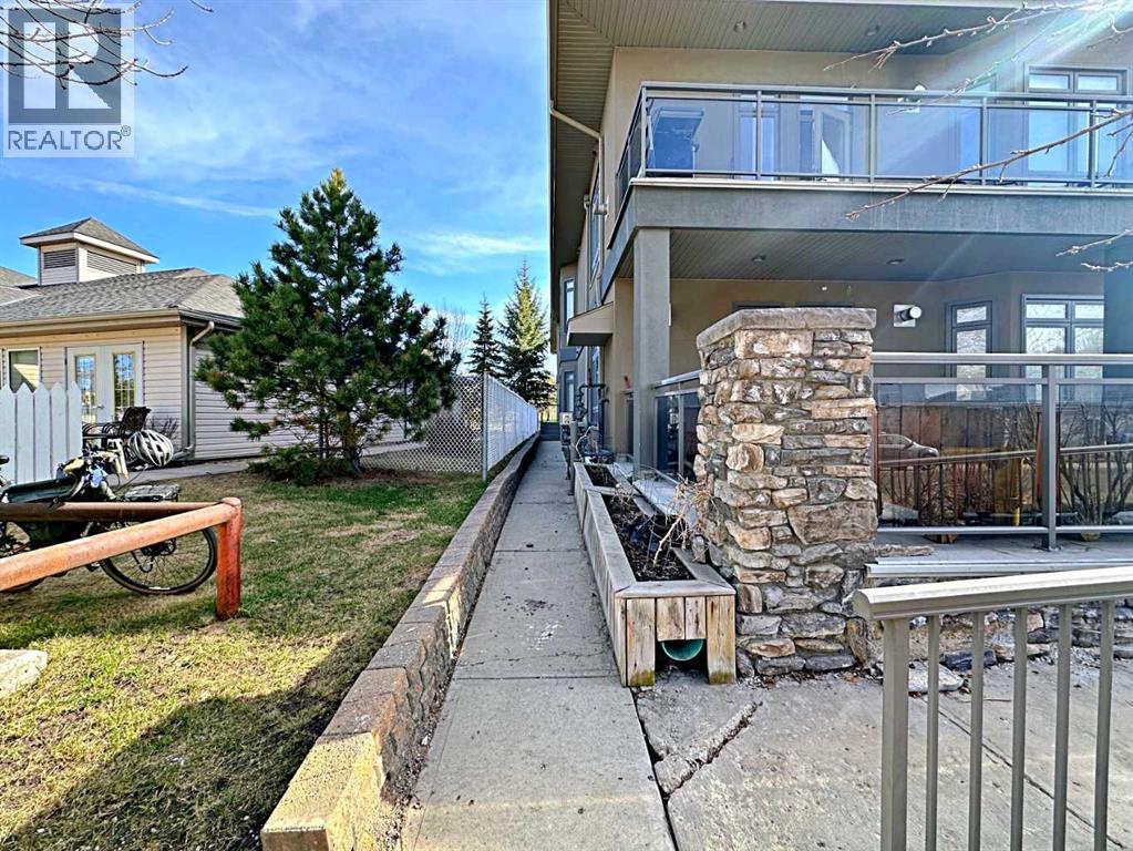 10110 Fraser Avenue, Fort McMurray