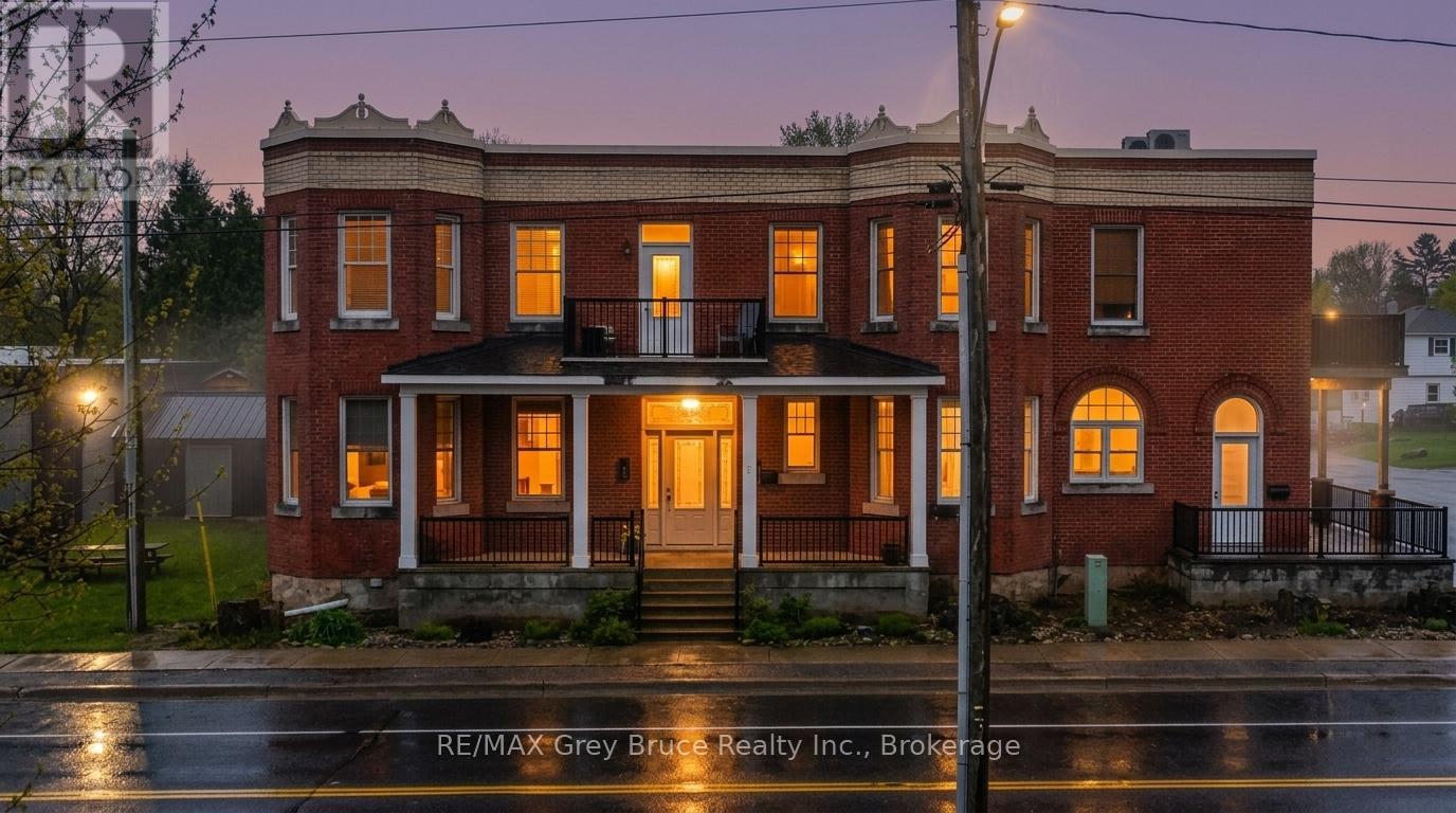 UNIT 6 - 355 PRINCESS STREET - 1