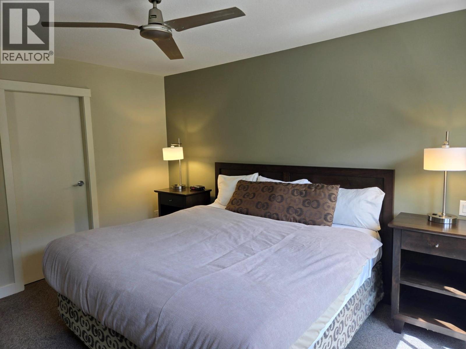 #223 B 2049 SUMMIT Drive - 17