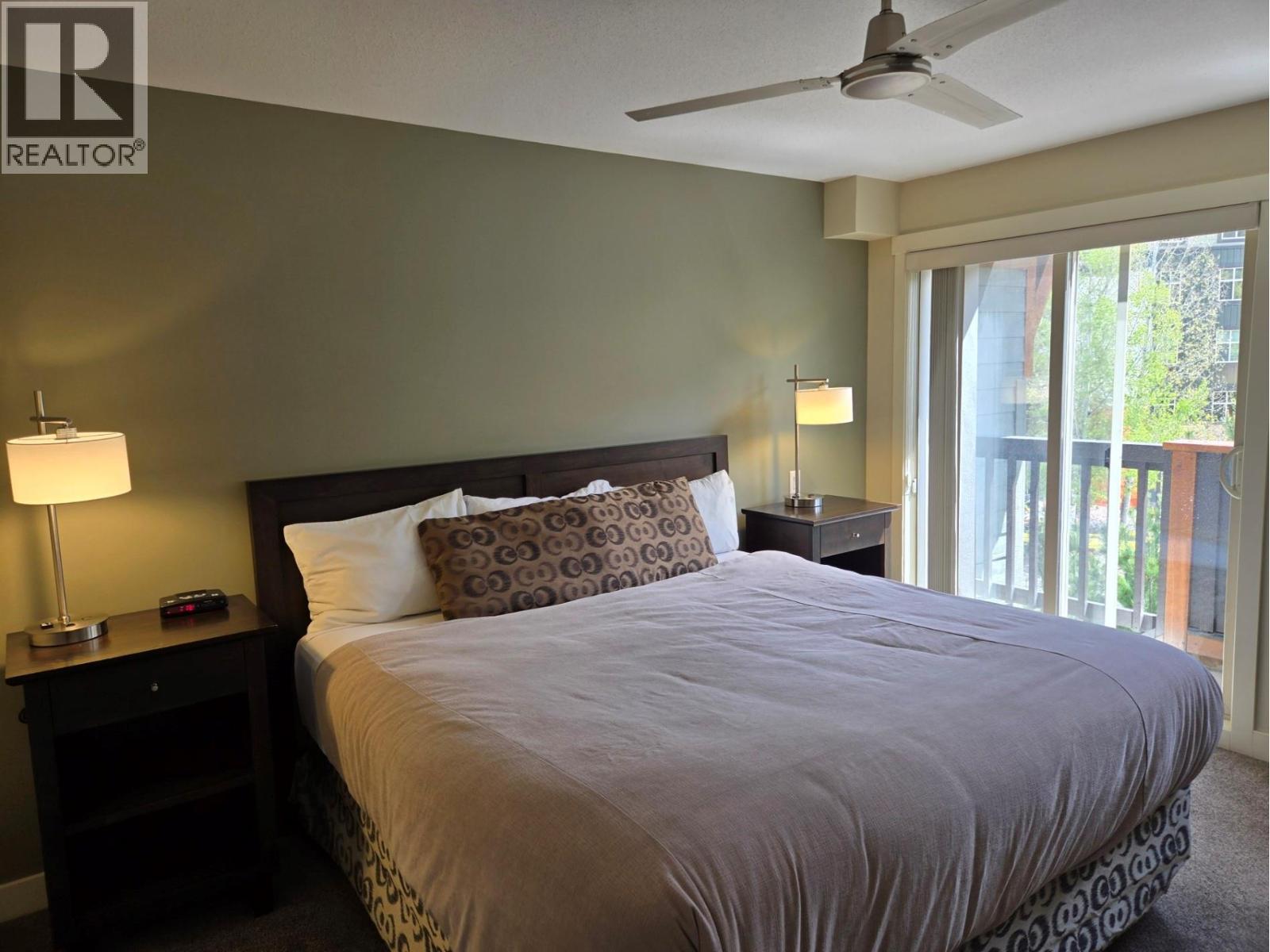 #223 B 2049 SUMMIT Drive - 18