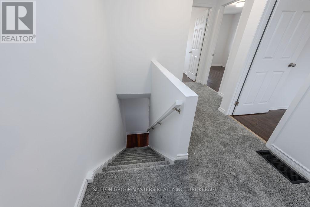 #2 23 ADDINGTON STREET - 16