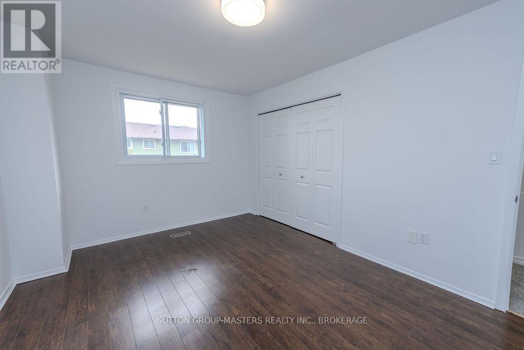 #2 23 ADDINGTON STREET - 19
