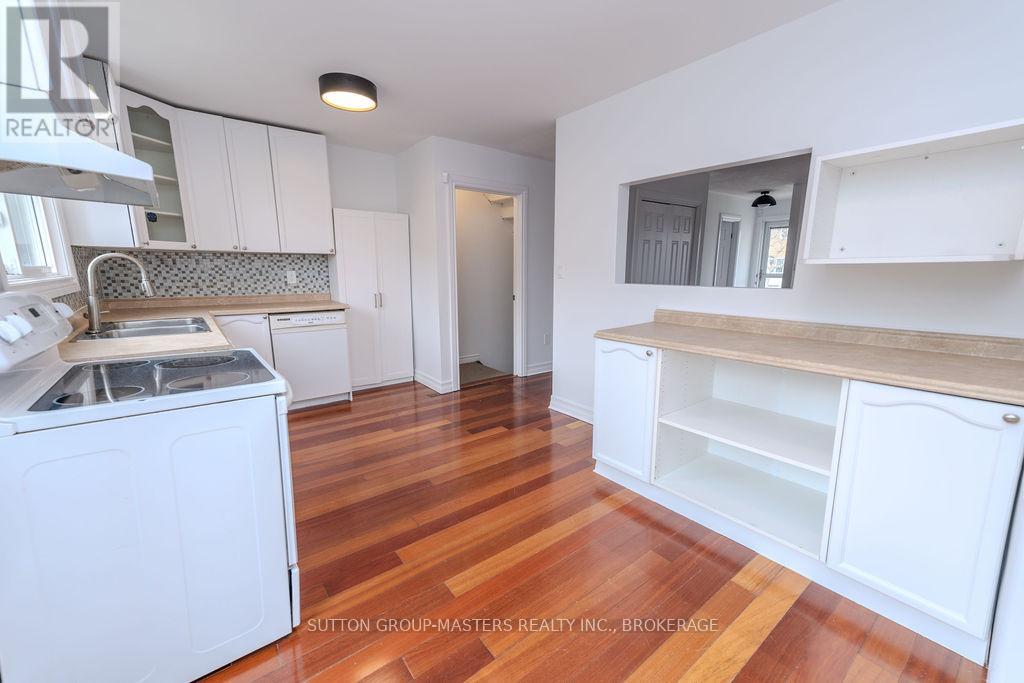#2 23 ADDINGTON STREET - 8