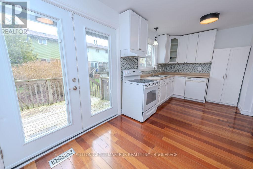 #2 23 ADDINGTON STREET - 9