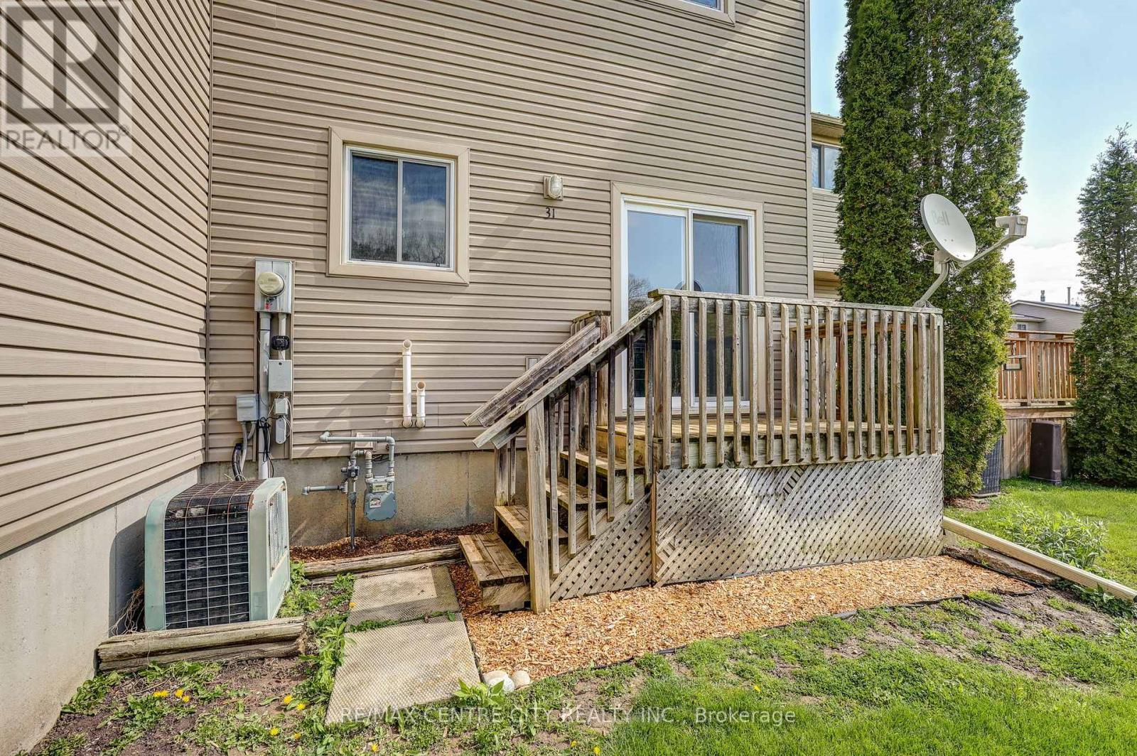 #31 301 CARLOW ROAD - 2