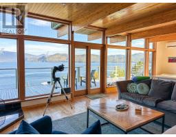 101 Crawley's Cove Road thumbnail 8