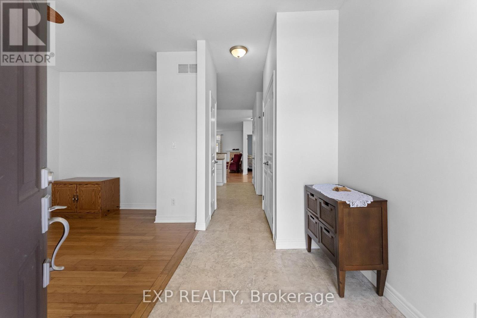 4324 BEVERLEY CRESCENT - 10